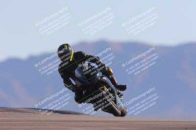 media/Nov-06-2023-Moto Forza (Mon) [[ce023d0744]]/3-Intermediate Group/Session 5 (Turn 9)/